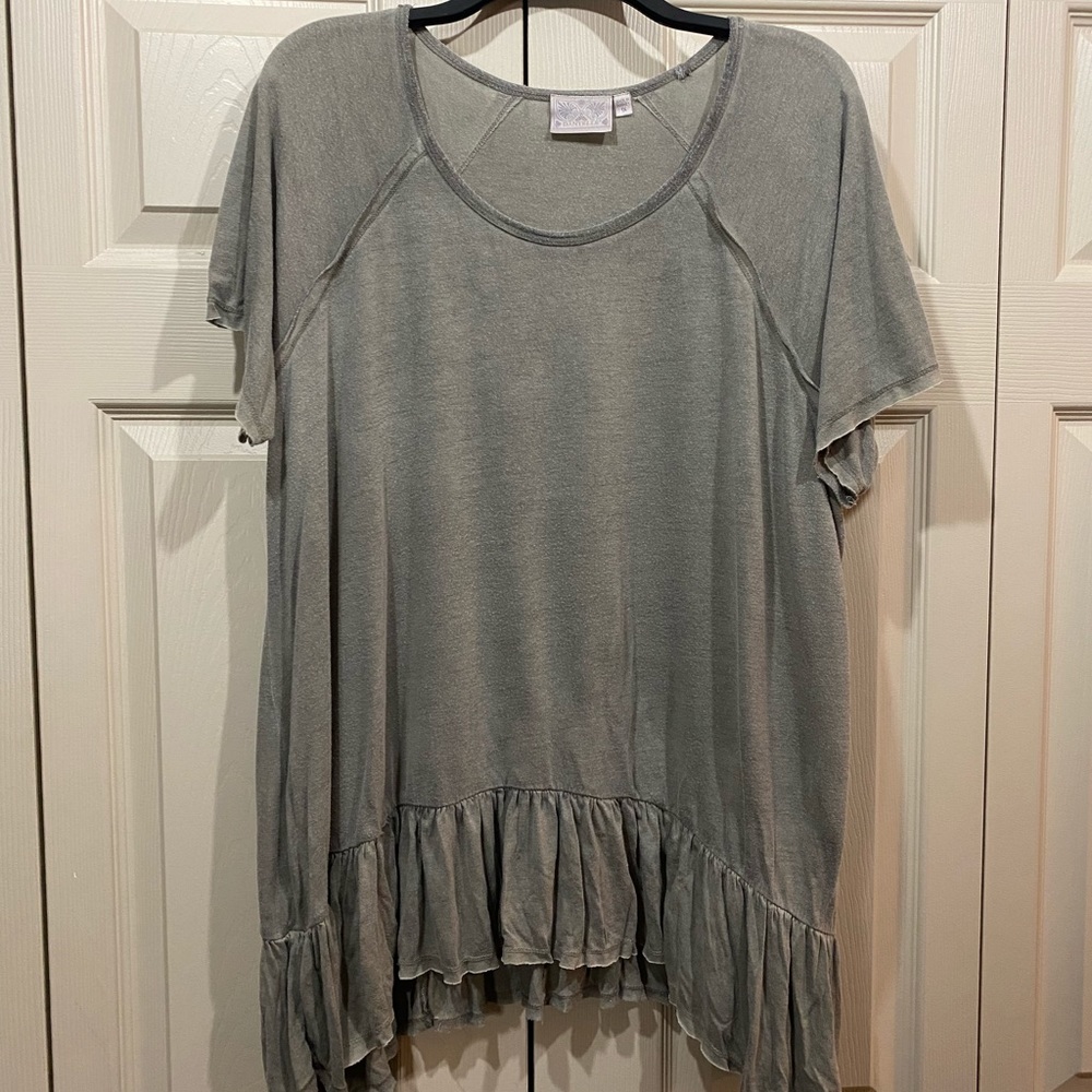 Sage Green Simple T-shirt